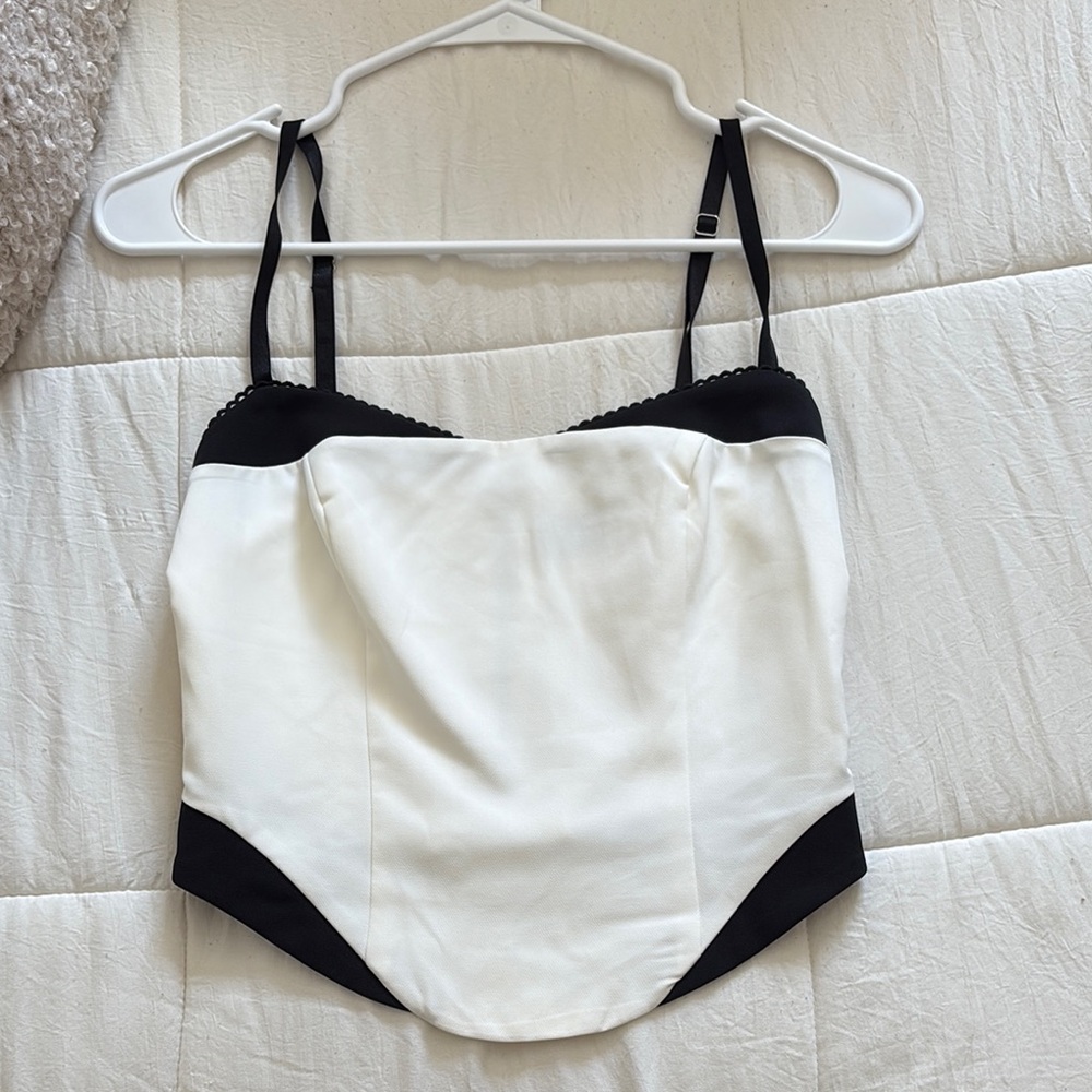 White Fox Boutique two tone tank top